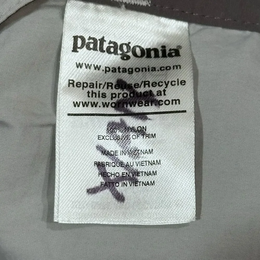 Patagonia Men’s Technical Hiking Pants Light Gray – Size Small